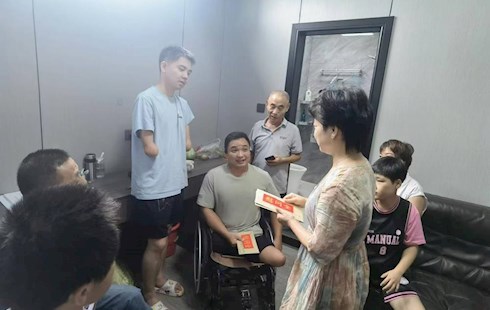鼎城区残联看望慰问残疾人运动员