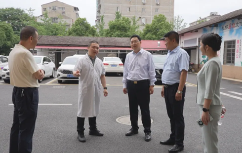 陈远调研残疾人服务工作并走访慰问困难残疾人
